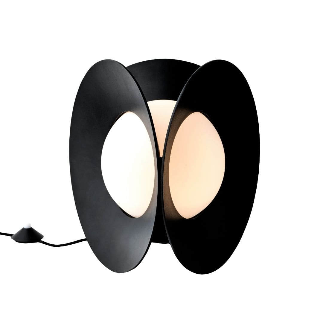 13: Armen Bordlampe Sort - DCW Editions