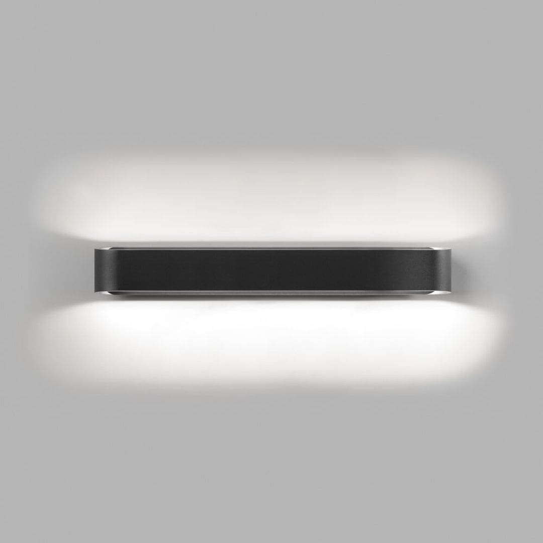 Se AURA W3 Væglampe Sort - LIGHT-POINT hos Luxlight.dk