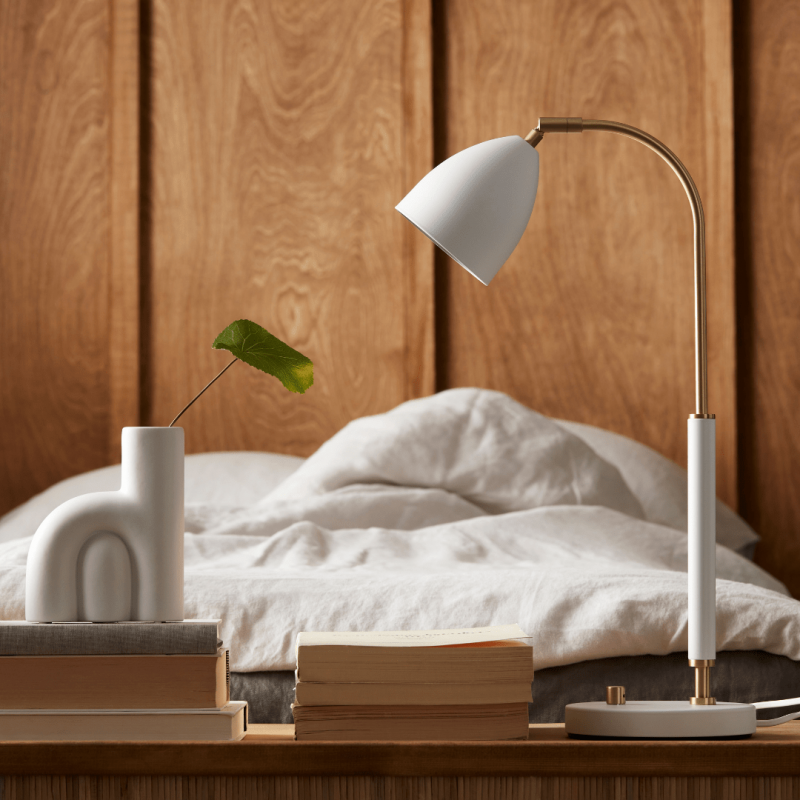 DeluxeBordlampeGrMessingBelid-01