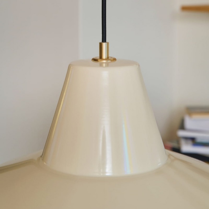 WorkshopW3ANNIVERSARYPendelButterYellowMadeByHand-01