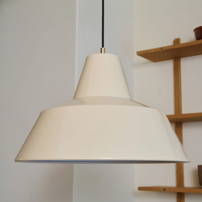 WorkshopW3ANNIVERSARYPendelButterYellowMadeByHand-01