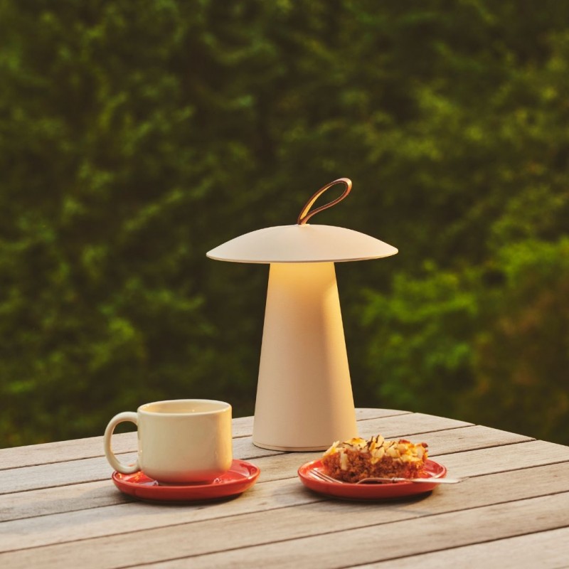 AraToGo2BatterilampeSandNordlux-01