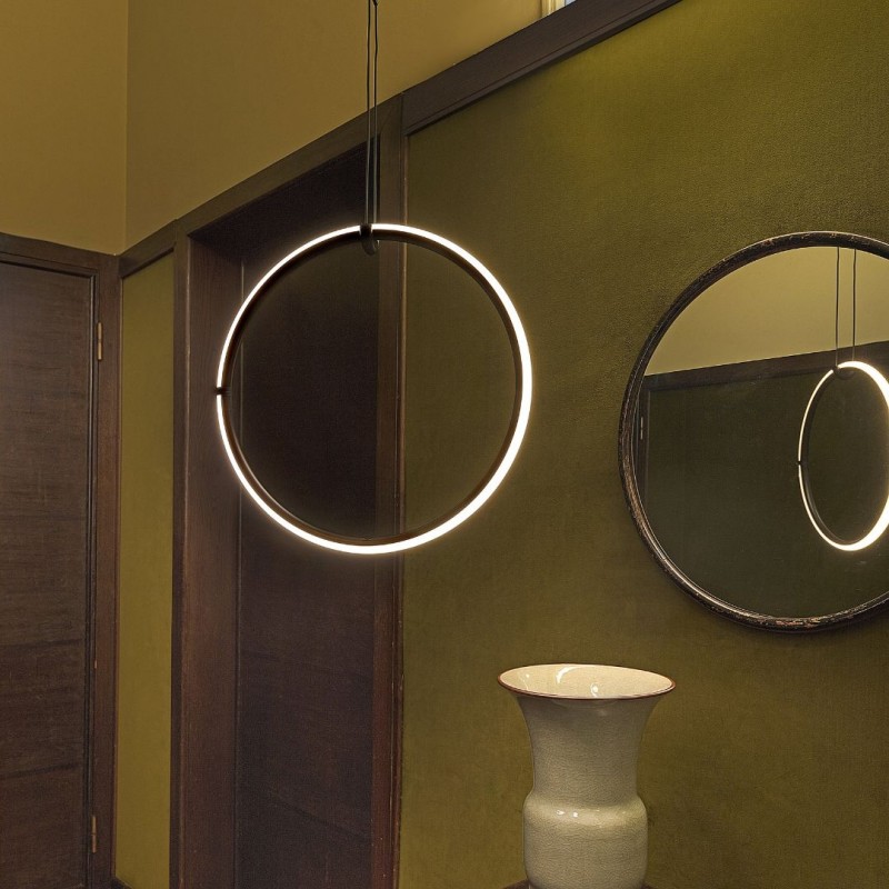 ArrangementsRoundMediumPendelSortFlos-01