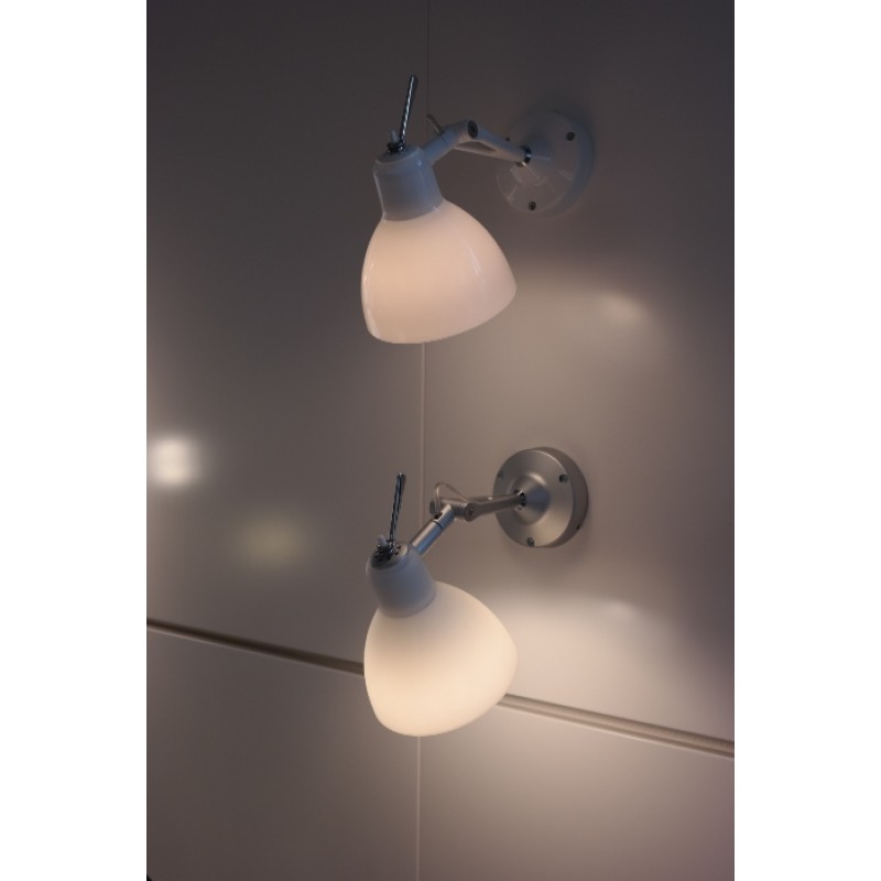 LuxyH0VgogLoftlampeAluBlankGulSkrmRotaliana-01