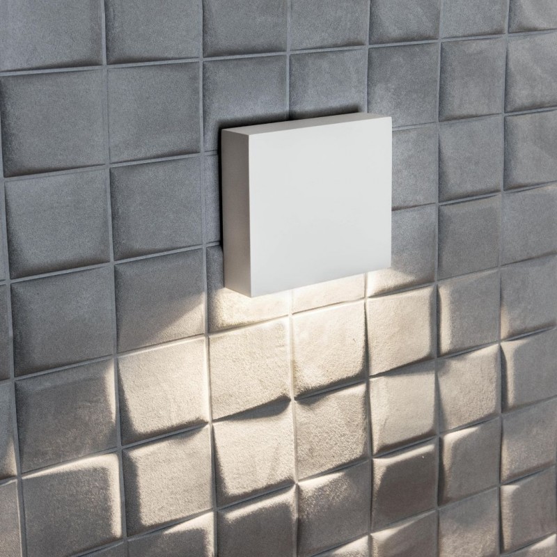 CompactW2UpDownLEDHvidDemoLIGHTPOINT-01