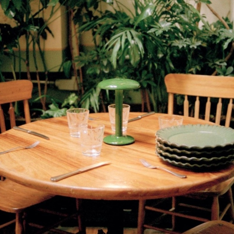 GustaveResidentialBordlampe2700KMatAntracitSlngelagerhavesFlos-01