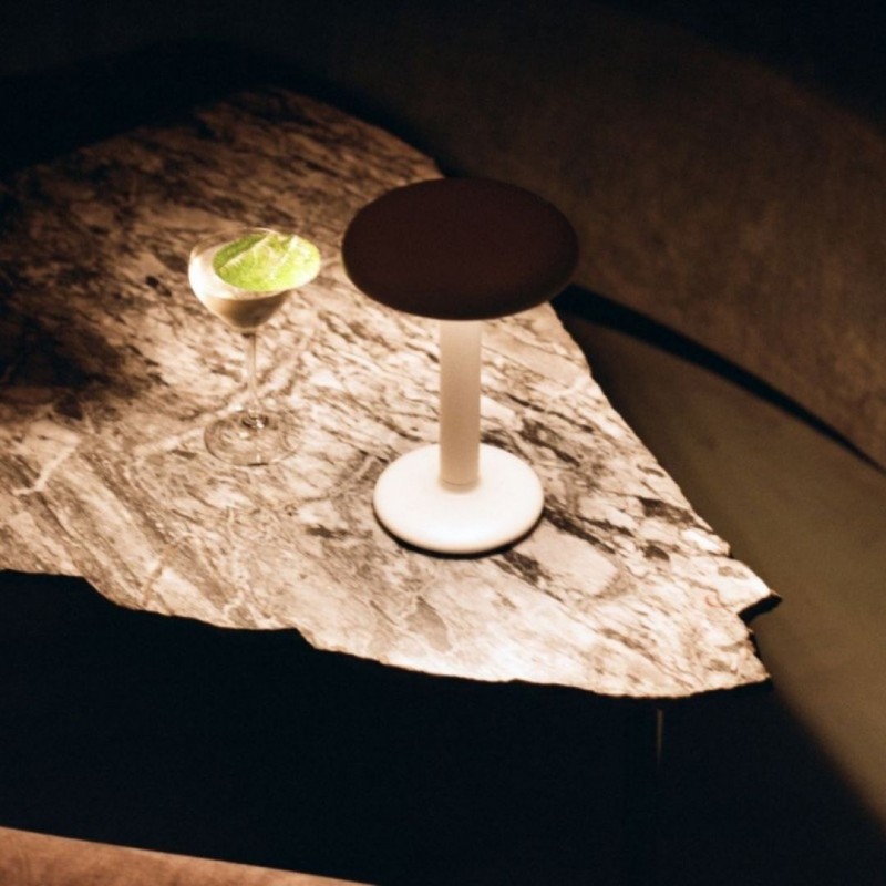 GustaveResidentialBordlampe2700KMatAntracitSlngelagerhavesFlos-01