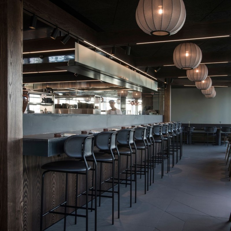 KnitWit60RoundPendelSilverMadebyHand-01