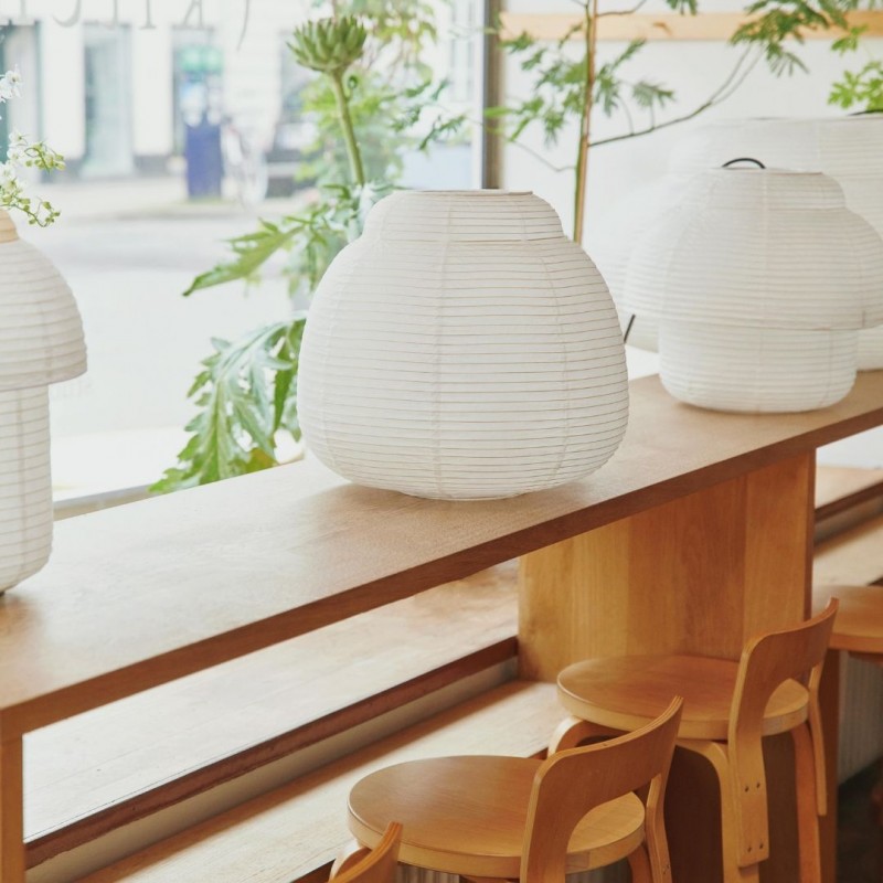 PapierDouble30HvidBordlampeMadeByHand-01