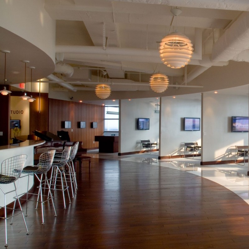 PHLouvrePendelHvid3000KSlngelagerhavesLouisPoulsen-01