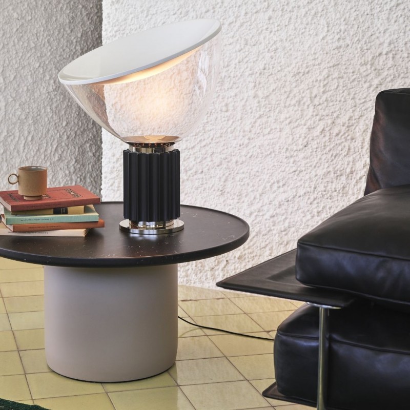 TacciaBordlampeGlasskrmLEDSortFlos-01