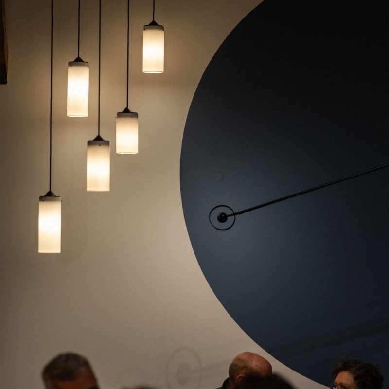 ToboPorcelainPendel250DCWEditions-01