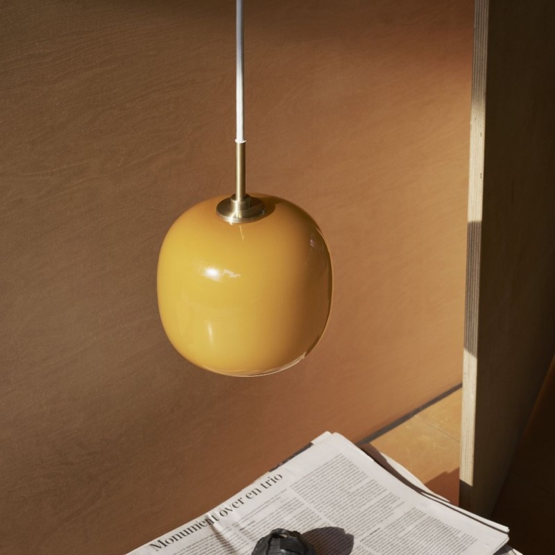 VL45RadiohusPendelBrassGlossyAmberGlass175UdstillingsmodelLouisPoulsen-01