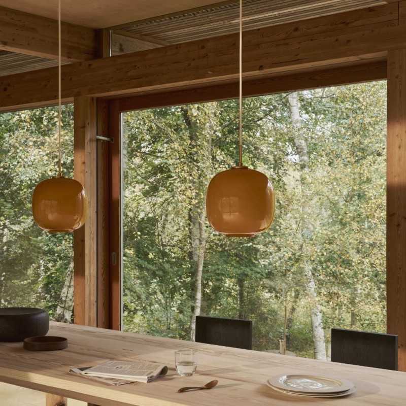 VL45RadiohusPendelBrassGlossyAmberGlass175UdstillingsmodelLouisPoulsen-01