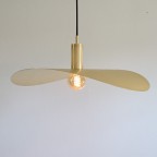 LeafPendelMediumMessingRAMALights-01