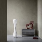 TR7GulvlampeHvidMaterialePlastH117TomRossau-01