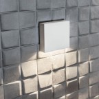 CompactW1UpDownLEDHvidLIGHTPOINT-01