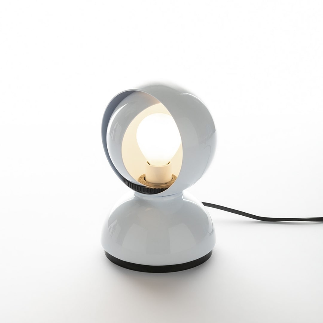 Se Eclisse Bord/Væglampe Hvid - Artemide hos Luxlight.dk