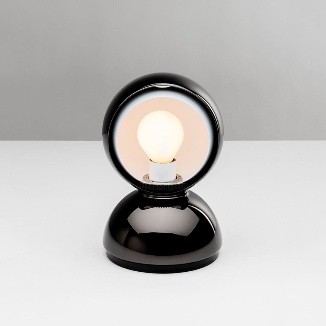 Se Eclisse PVD Bord/Væglampe Sort - Artemide hos Luxlight.dk