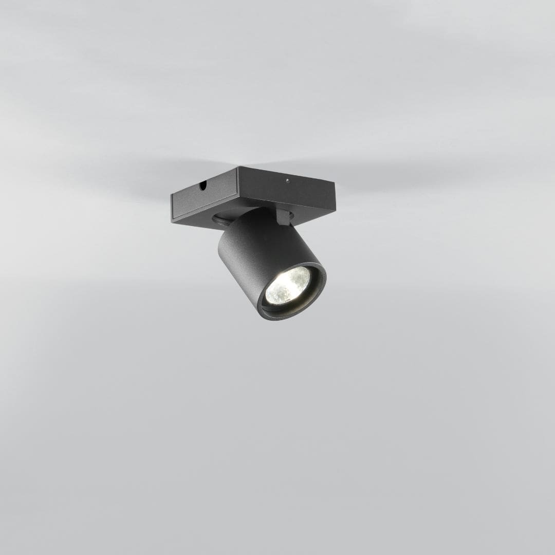 Se Focus Mini 1 LED Sort - 2700K - LIGHT-POINT hos Luxlight.dk