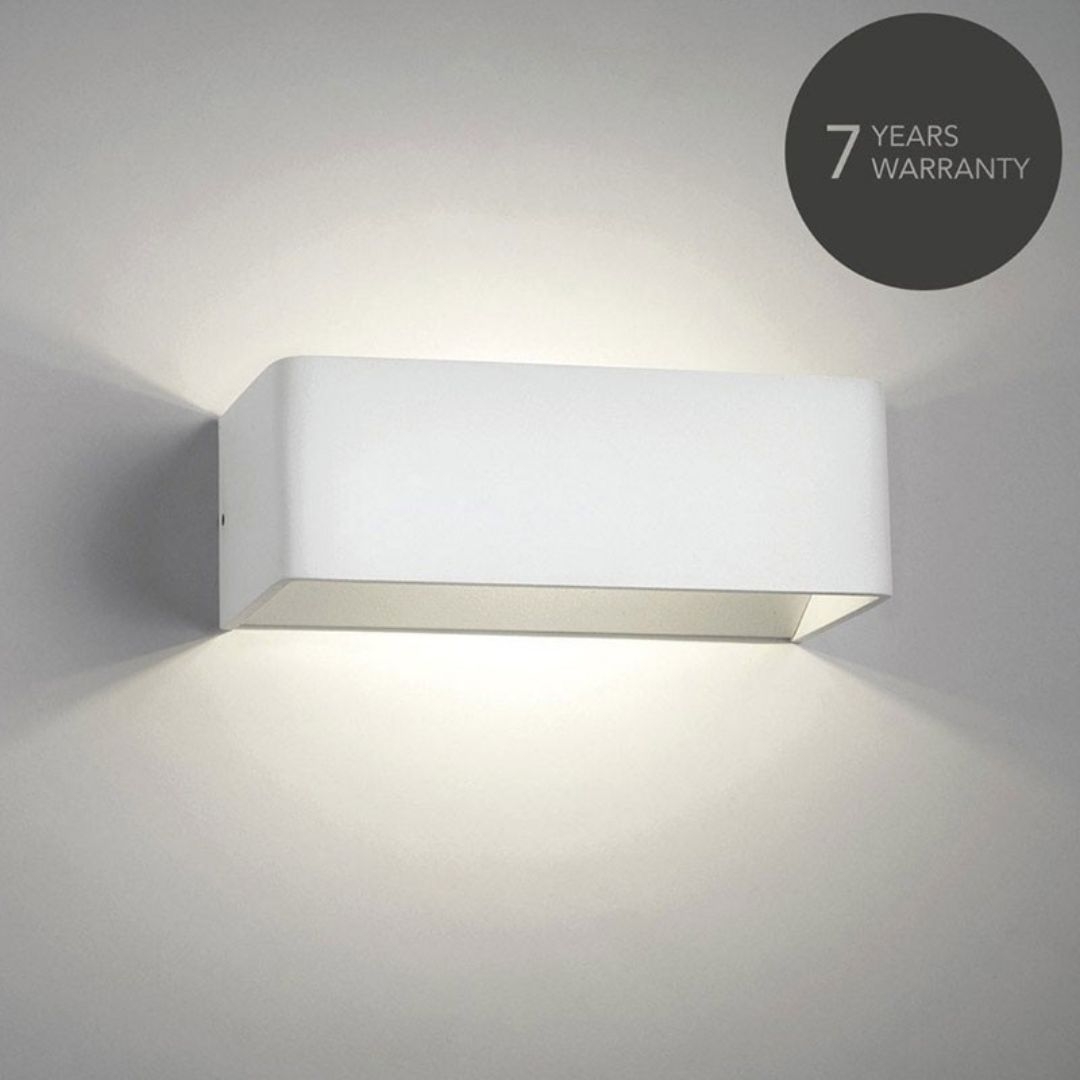 Se Mood 2 LED Væglampe Hvid 3000K - LIGHT-POINT hos Luxlight.dk