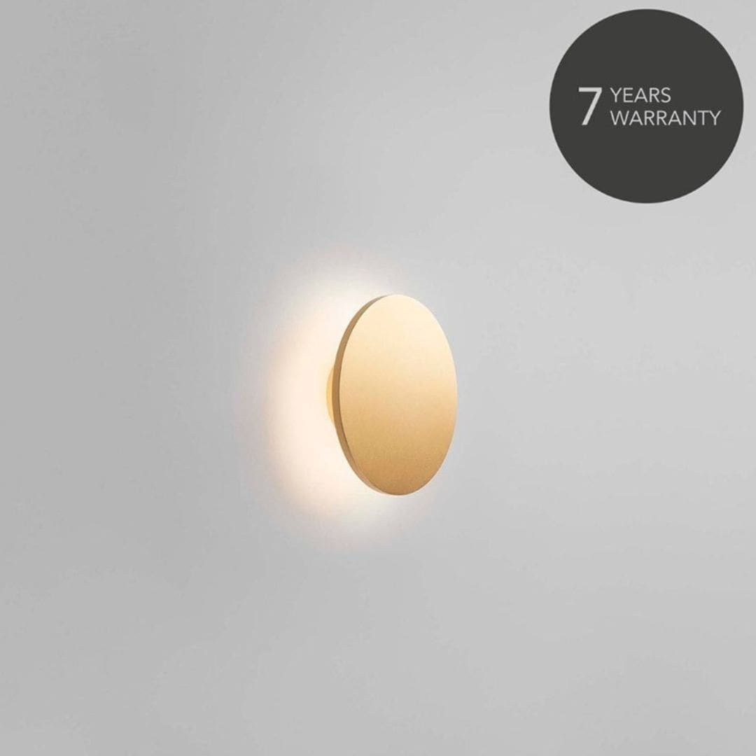 Se Soho W2 LED Guld - LIGHT-POINT hos Luxlight.dk