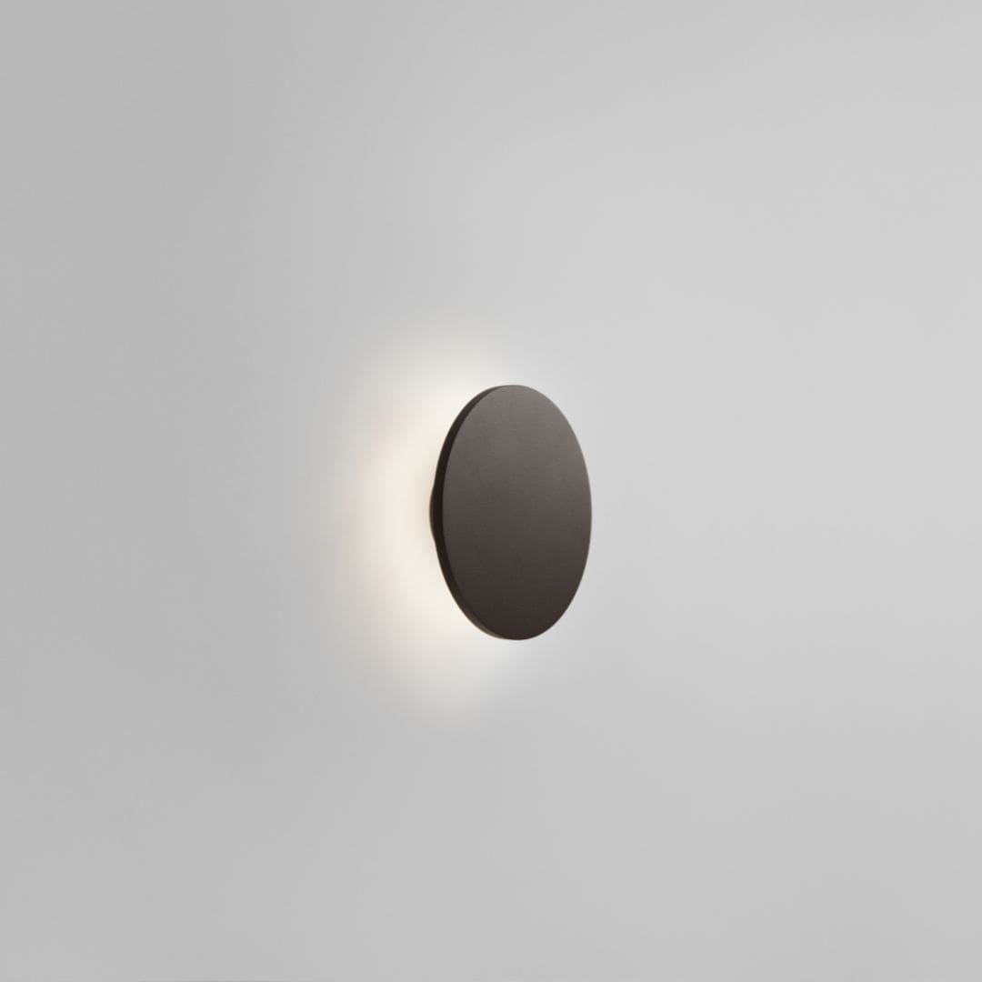 Se Soho W2 LED Sort - LIGHT-POINT hos Luxlight.dk