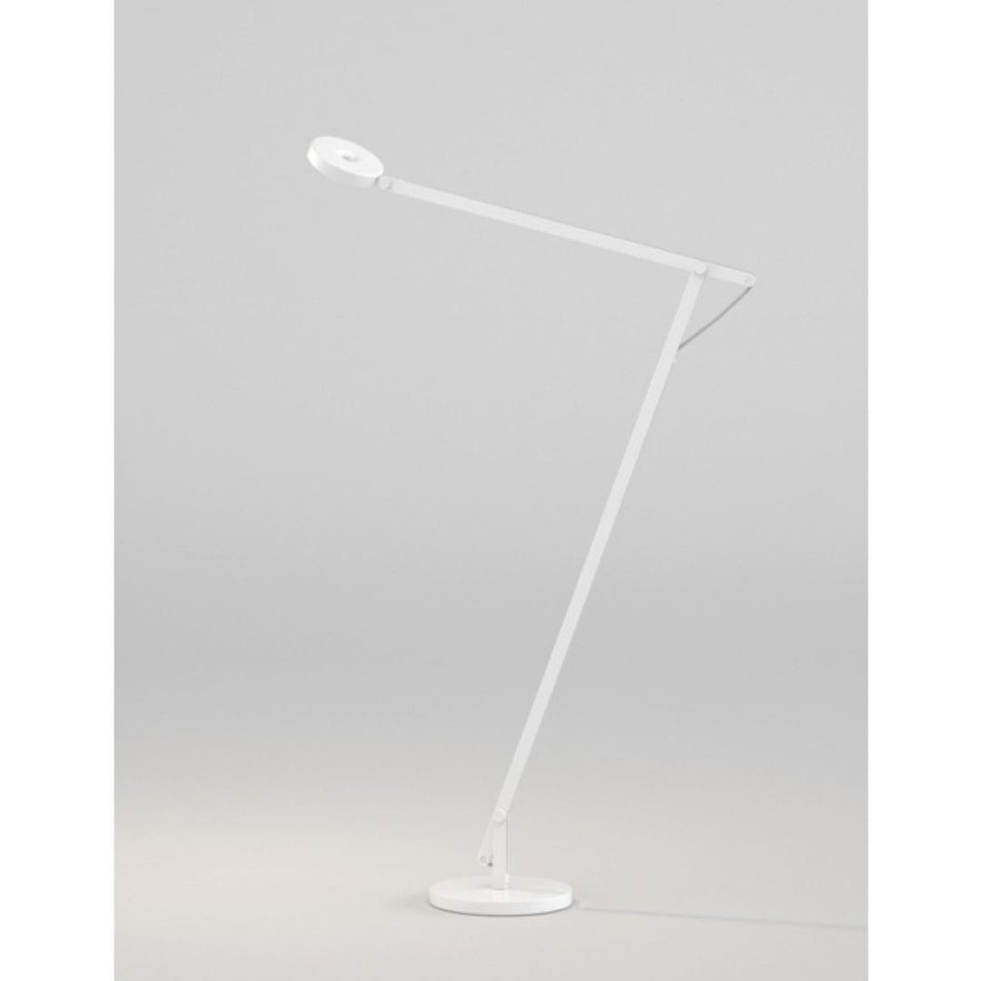 17: String F1 Gulvlampe Hvid - Rotaliana