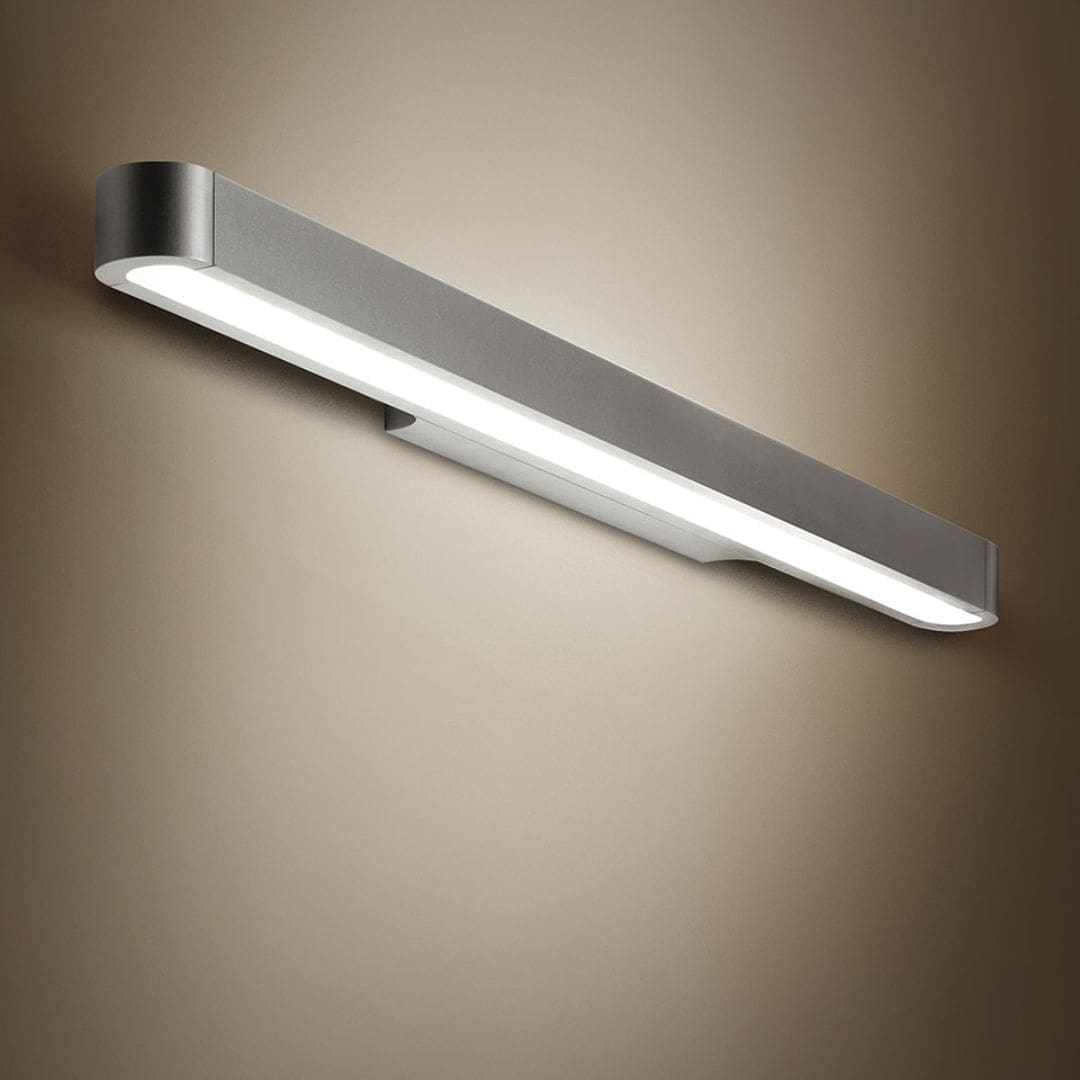 Se Talo Væglampe LED 120cm Silver - Artemide hos Luxlight.dk
