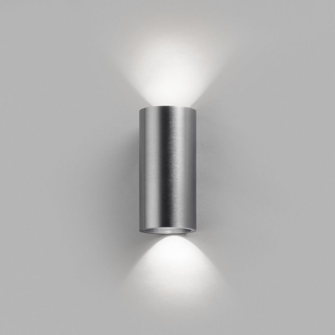 Se Zero W1 LED Væglampe Titanium - 2700K - LIGHT-POINT hos Luxlight.dk